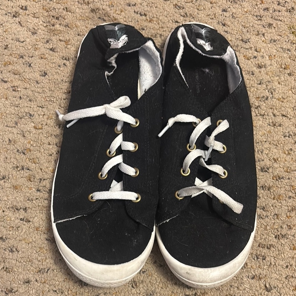 Time and Tru Black and White Kids Sneakers